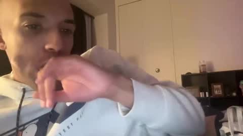 vivatrill online show from 01-01-25, 06:26