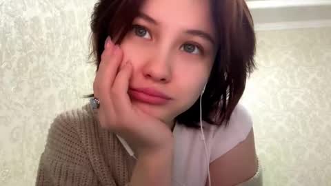 Snapshot of vivatrude chatting on 03-11-26, 02:56 Sonya online show from 03-11-26, 02:56