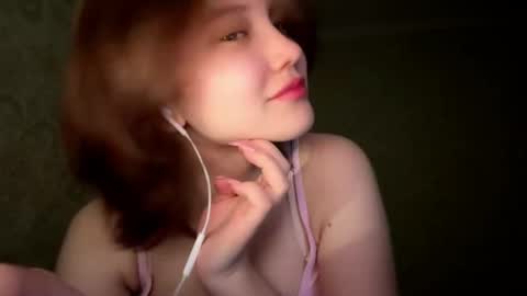 Snapshot of vivatrude chatting on 05-08-26, 04:12 Sonya online show from 05-08-26, 04:12