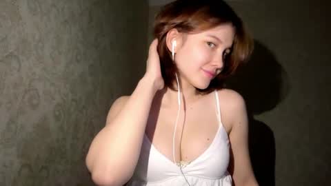 Snapshot of vivatrude chatting on 05-11-26, 04:15 Sonya online show from 05-11-26, 04:15