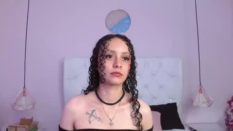 Snapshot of vivi_gh1 chatting on 10-04-25, 03:26 Vivi online show from 10-04-25, 03:26
