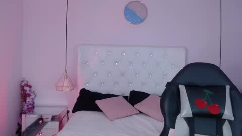 Snapshot of vivi_gh1 chatting on 10-10-25, 03:27 Vivi online show from 10-10-25, 03:27