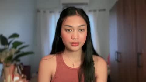 Vivian online show from 04-28-26, 02:38