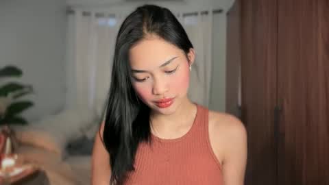 Snapshot of vivian_roberts chatting on 05-23-26, 02:17 Vivian online show from 05-23-26, 02:17
