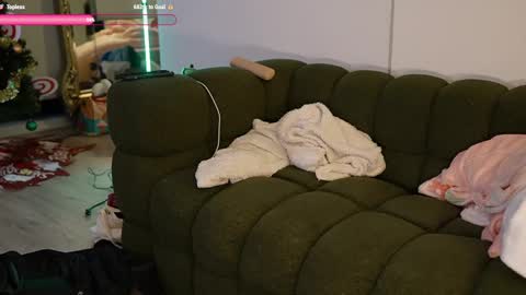 Vivi online show from 01-05-25, 12:53