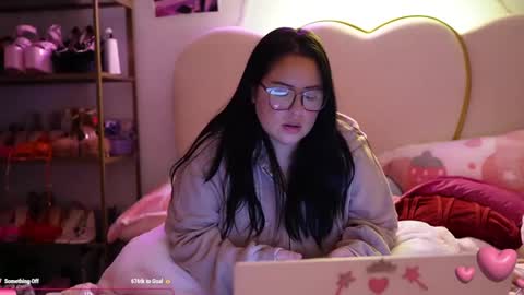 Vivi online show from 02-09-25, 08:11