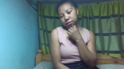 viviane0812 online show from 09-27-25, 04:01