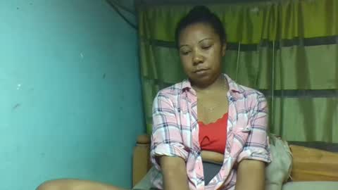 viviane0812 online show from 11-19-25, 07:03