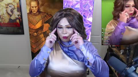 Snapshot of vivianfrost chatting on 01-14-25, 05:08 VivianFrosty online show from 01-14-25, 05:08