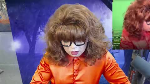 Snapshot of vivianfrost chatting on 10-08-25, 03:37 VivianFrosty online show from 10-08-25, 03:37