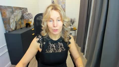 Sinti online show from 04-24-26, 04:37