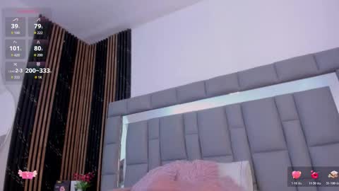 Snapshot of vivianne_scott chatting on 11-29-25, 11:57 Vivi online show from 11-29-25, 11:57