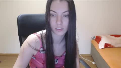 Snapshot of vivianngray chatting on 12-07-24, 07:32 Vivian Gray online show from 12-07-24, 07:32