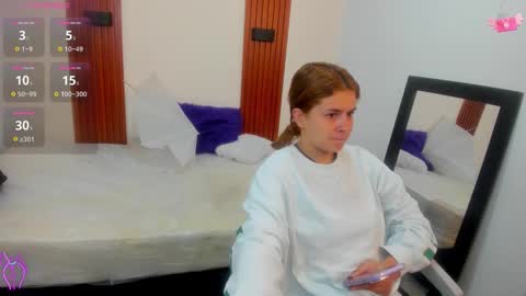 vivianowen9 online show from 01-13-26, 11:48