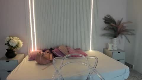 vivianowen9 online show from 02-27-26, 11:54