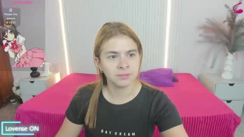 vivianowen9 online show from 04-27-26, 11:52