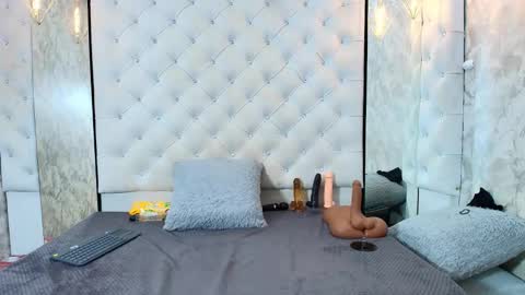 VivianRose online show from 02-22-26, 02:45