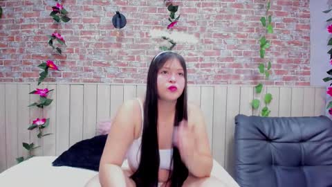 Vivian online show from 12-18-25, 11:27