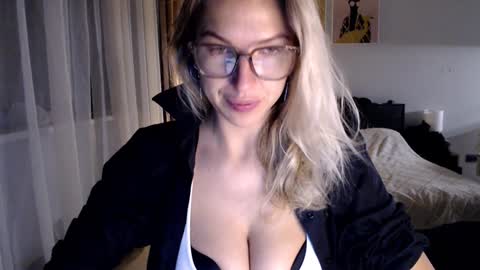 VI       online show from 01-22-25, 05:16