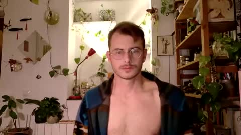 Viv online show from 01-14-25, 10:02