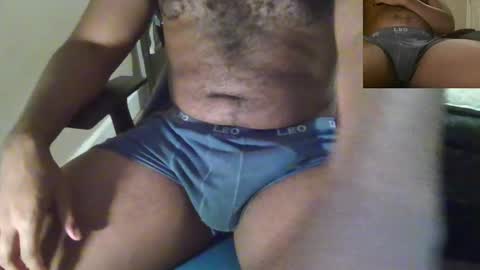 Snapshot of vividerblock45 chatting on 12-08-24, 05:29 youngbbc538 online show from 12-08-24, 05:29