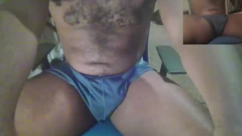 Snapshot of vividerblock45 chatting on 12-16-24, 09:52 youngbbc538 online show from 12-16-24, 09:52