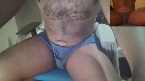 Snapshot of vividerblock45 chatting on 12-30-24, 10:55 youngbbc538 online show from 12-30-24, 10:55