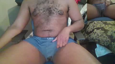 Snapshot of vividerblock45 chatting on 02-10-25, 03:21 youngbbc538 online show from 02-10-25, 03:21