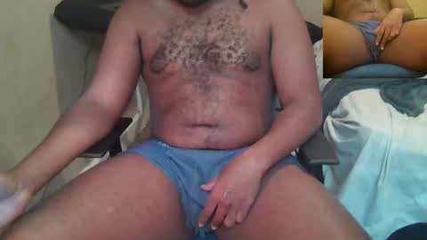 Snapshot of vividerblock45 chatting on 02-22-25, 06:41 youngbbc538 online show from 02-22-25, 06:41