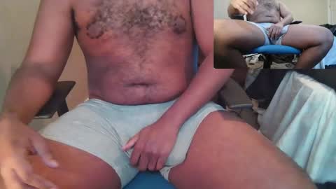 Snapshot of vividerblock45 chatting on 03-09-25, 07:05 youngbbc538 online show from 03-09-25, 07:05