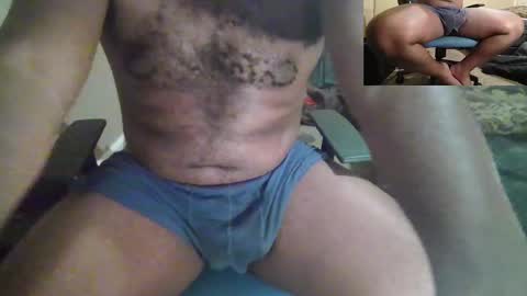 Snapshot of vividerblock45 chatting on 09-09-25, 02:00 youngbbc538 online show from 09-09-25, 02:00