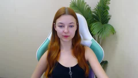 Vivien online show from 01-22-25, 01:10