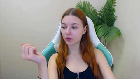 Vivien online show from 02-12-25, 06:40