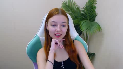 Vivien online show from 03-06-25, 12:41