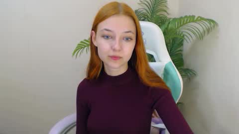 Vivien online show from 09-29-25, 05:12