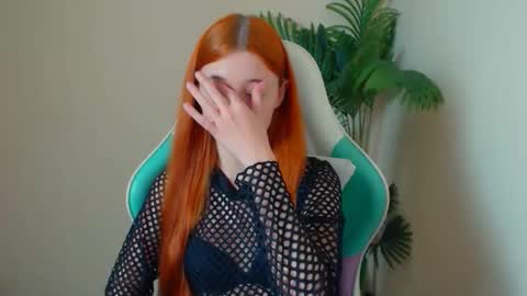 Vivien online show from 05-15-26, 06:37