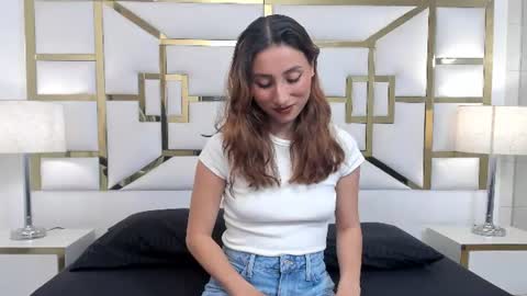Viviene online show from 07-25-26, 03:59