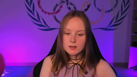 Vivien online show from 12-03-24, 07:22