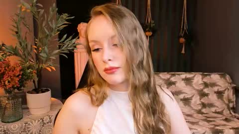 Vivien online show from 11-27-25, 09:11