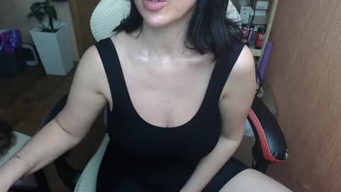 Eva online show from 05-19-26, 11:33