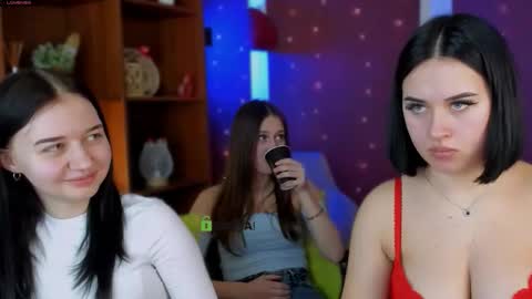 vivy_star online show from 02-12-26, 08:04