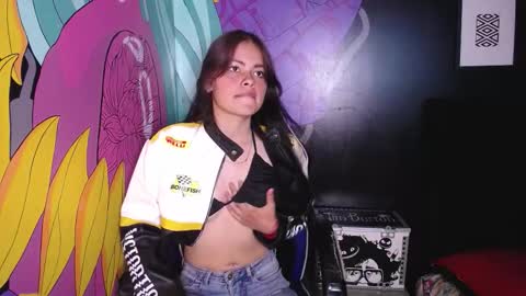 Snapshot of vixennp chatting on 11-30-25, 03:54 Vixennp online show from 11-30-25, 03:54