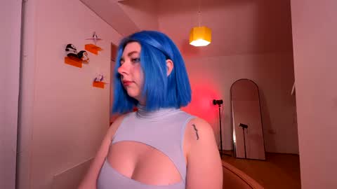 Snapshot of vixenp chatting on 01-21-25, 06:23 Polly Online mostly at 9pm-2am UK Time online show from 01-21-25, 06:23