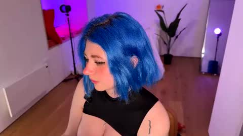 Snapshot of vixenp chatting on 02-16-25, 09:48 Polly Online mostly at 9pm-2am UK Time online show from 02-16-25, 09:48