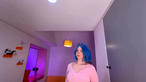 Snapshot of vixenp chatting on 02-20-25, 06:35 Polly Online mostly at 9pm-2am UK Time online show from 02-20-25, 06:35