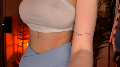 Snapshot of vixenp chatting on 03-20-26, 08:14 Polly Online mostly at 9pm-2am UK Time online show from 03-20-26, 08:14