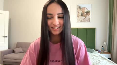 Miss Mia online show from 04-28-26, 01:27