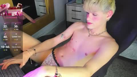 Vlad  online show from 12-15-25, 02:21