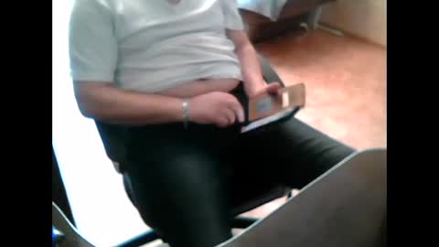 Snapshot of vodila3001 chatting on 02-08-26, 04:27 vodila3001 online show from 02-08-26, 04:27