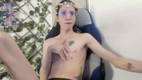 vodkadelulo online show from 04-22-26, 07:04